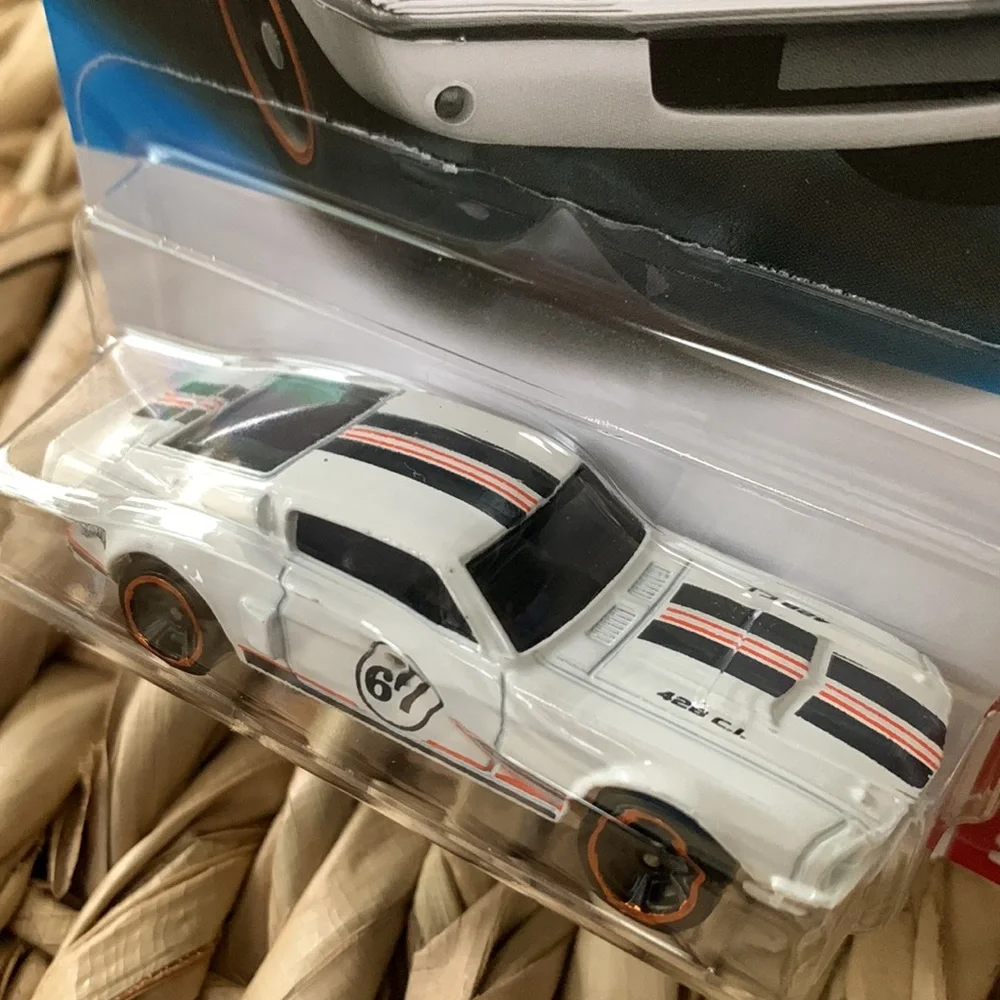 67 Shelby GT500 Ford Mustang Anniversary Hot Wheels 1967 White Pony Car 2025 NEW